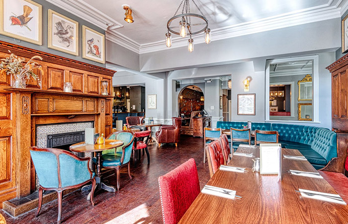 cas-2024-thewoodstockarmsdidsbury-groupbooking-diningroom-img.jpg